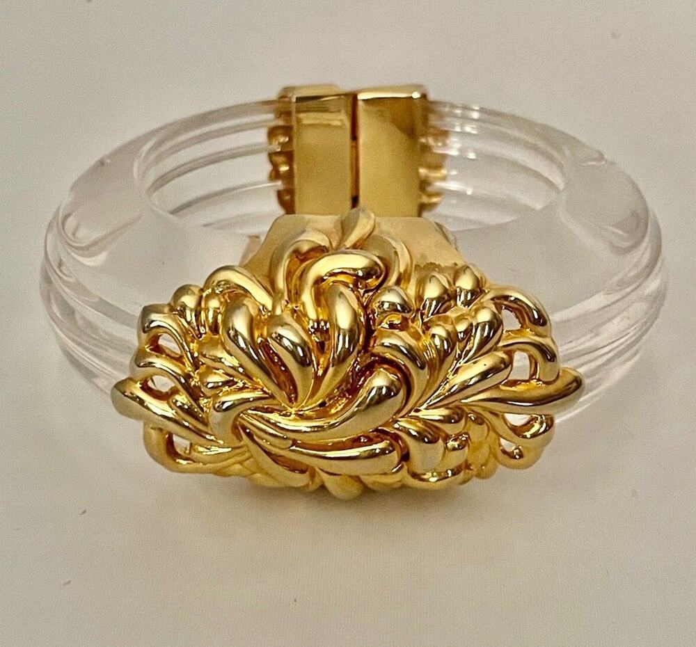 INNA Cytrine Paris Chrysanthemum Lucite Magnetic Clamper Bangle Bracelet MCM